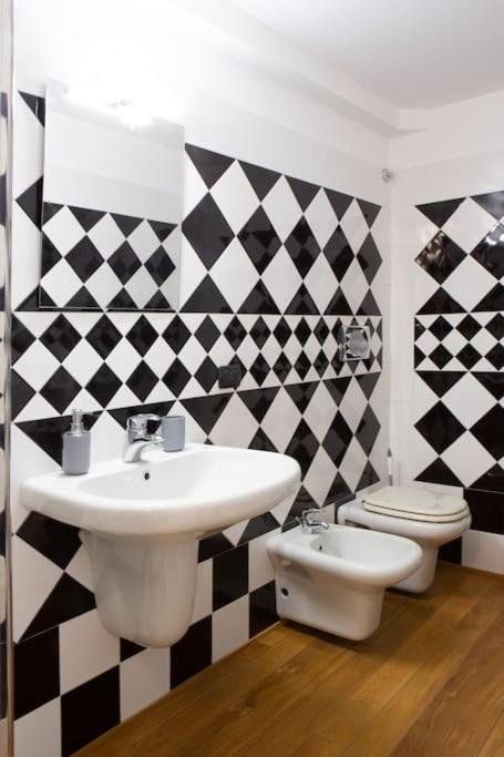Comfortable Flat In Porta Romana Milan Exterior photo