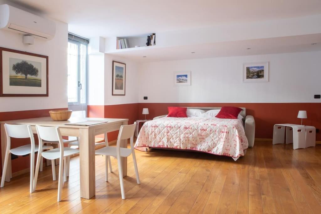 Comfortable Flat In Porta Romana Milan Exterior photo